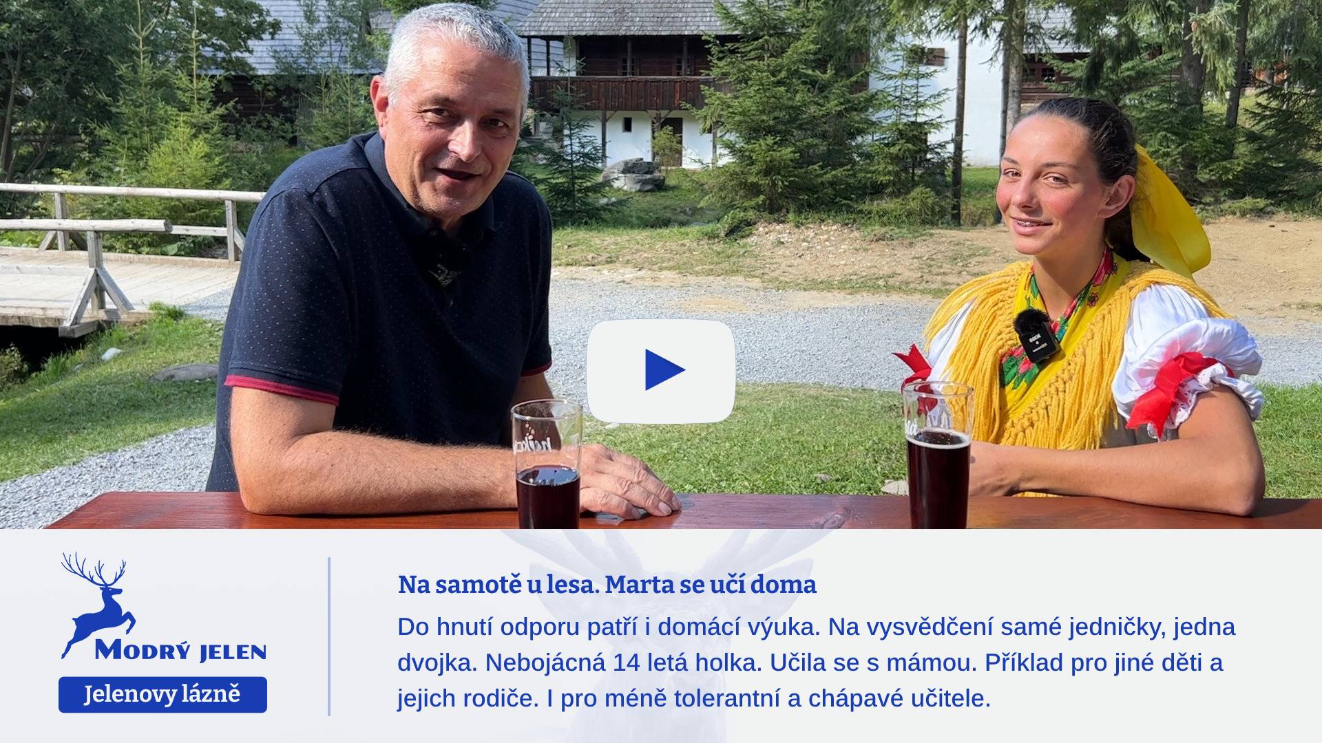 Na samotě u lesa. Marta se učí doma